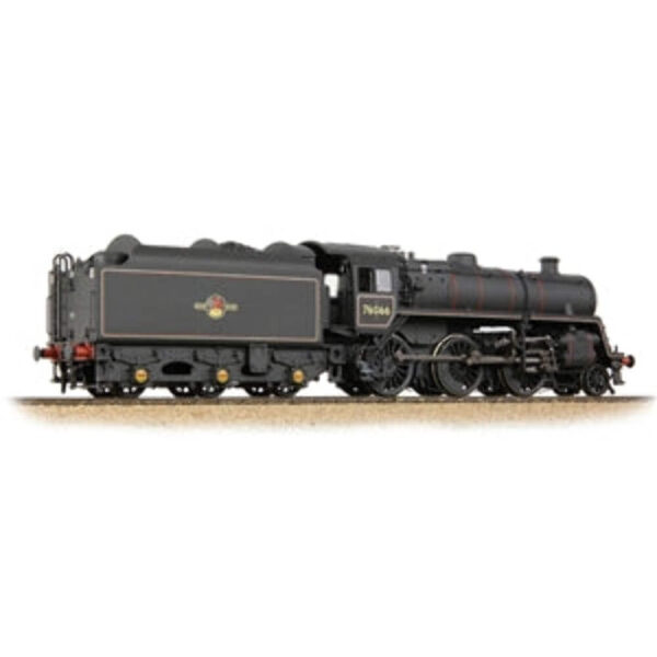 Bachmann 32-956 BR Standard 4MT with BR1B Tender 76066 BR Lined Black Weathered - Image 2