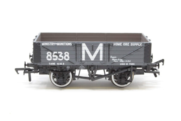 Bachmann 37-2018K 5 Plank Wagon 'Ministry of Munitions' - Image 2