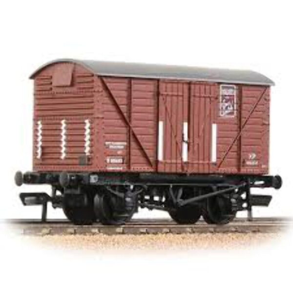 Bachmann 37-903B BR 12TON Shock Absorbing Van. BR Bauxite (Early)
