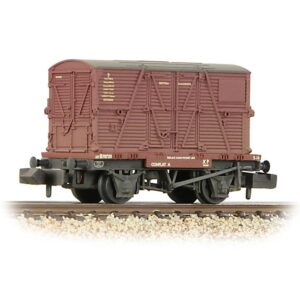 Graham Farish Conflat Wagon BR Bauxite (Early) with BR Crimson BD Container [W,