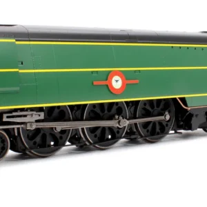 Hornby R3860 Class 8P Merchant Navy 4-6-2 35012 'United States Lines' BR Lined Malachite Green Steam Locomotive