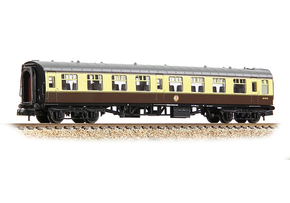 Graham Farish 374-014C BR Mk1 TSO Tourist Second Open BR (WR) Chocolate & Cream No. W4743