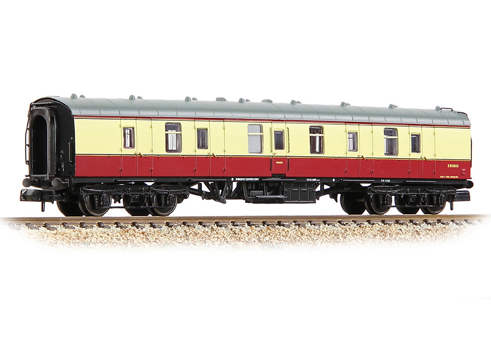 Graham Farish 374-035B BR Mk1 BG Brake Gangwayed BR Crimson & Cream No.80803