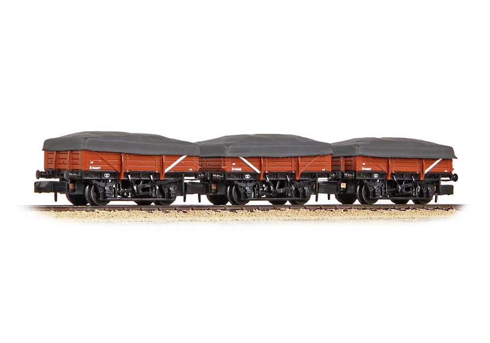 Graham Farish 377-492 5 Plank China Clay 3-Wagon Pack BR Bauxite (Early) with Flat Canopy No.B743073, B743077 & B743081
