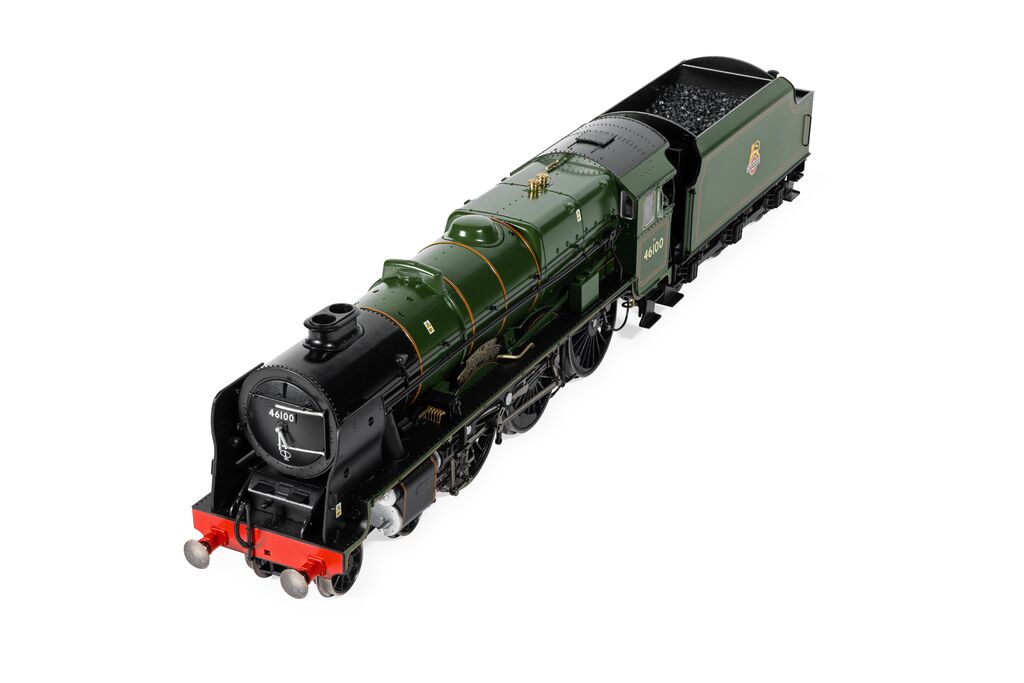 Hornby R30500 Class 7P 4-6-0 BR Green Early Emblem 46100 'Royal Scot' (One:One Collection) Steam Locomotive